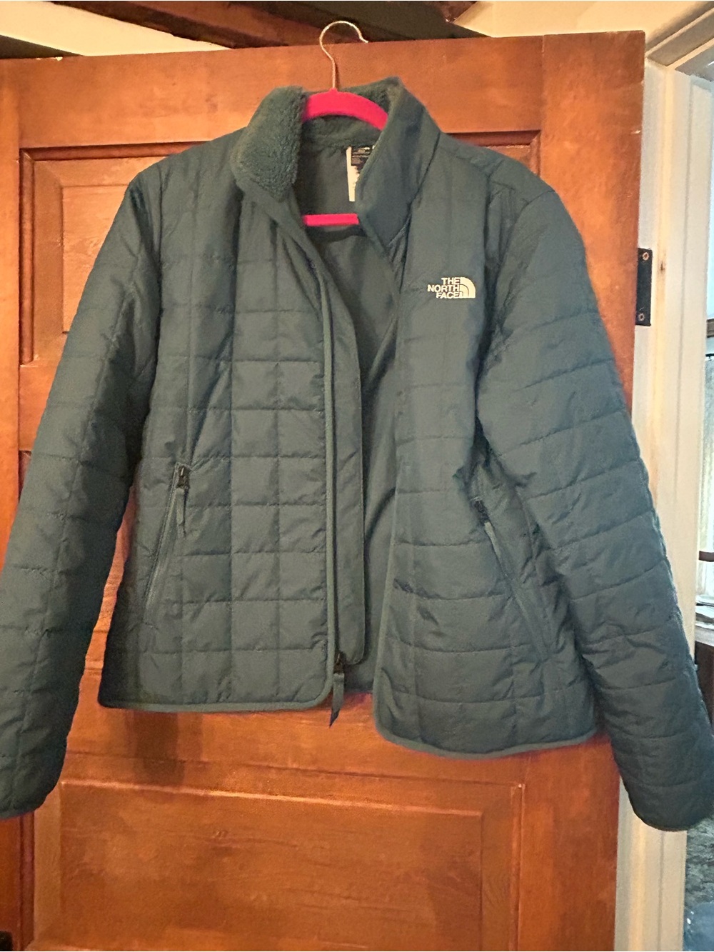 The North Face Women's Quilted Puffer Jacket - Teal Green